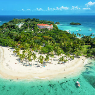 Playa Cayo Levantado, Strand in der Dominikanischen Republik