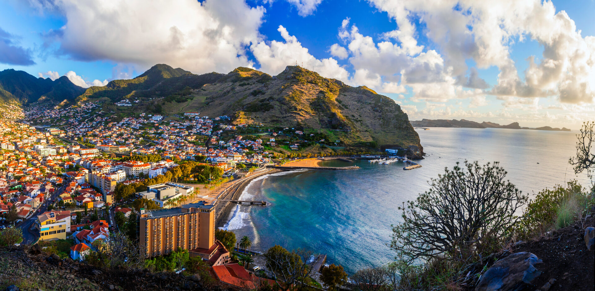 Machico auf Madeira - verbringe deinen Urlaub in der ältesten Stadt Madeiras