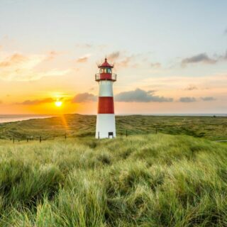 Nordsee mit Leuchtturm