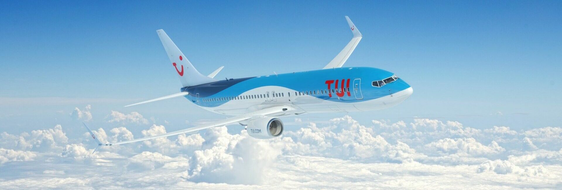 tuifly Flugzeug über den Wolken