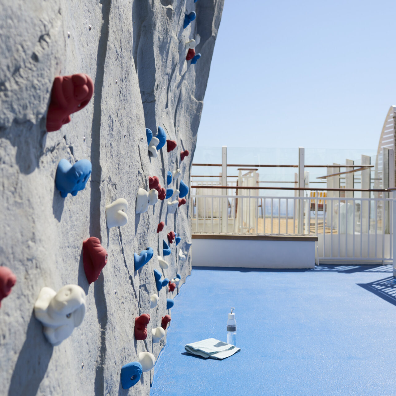 AIDAcosma_Kletterwand