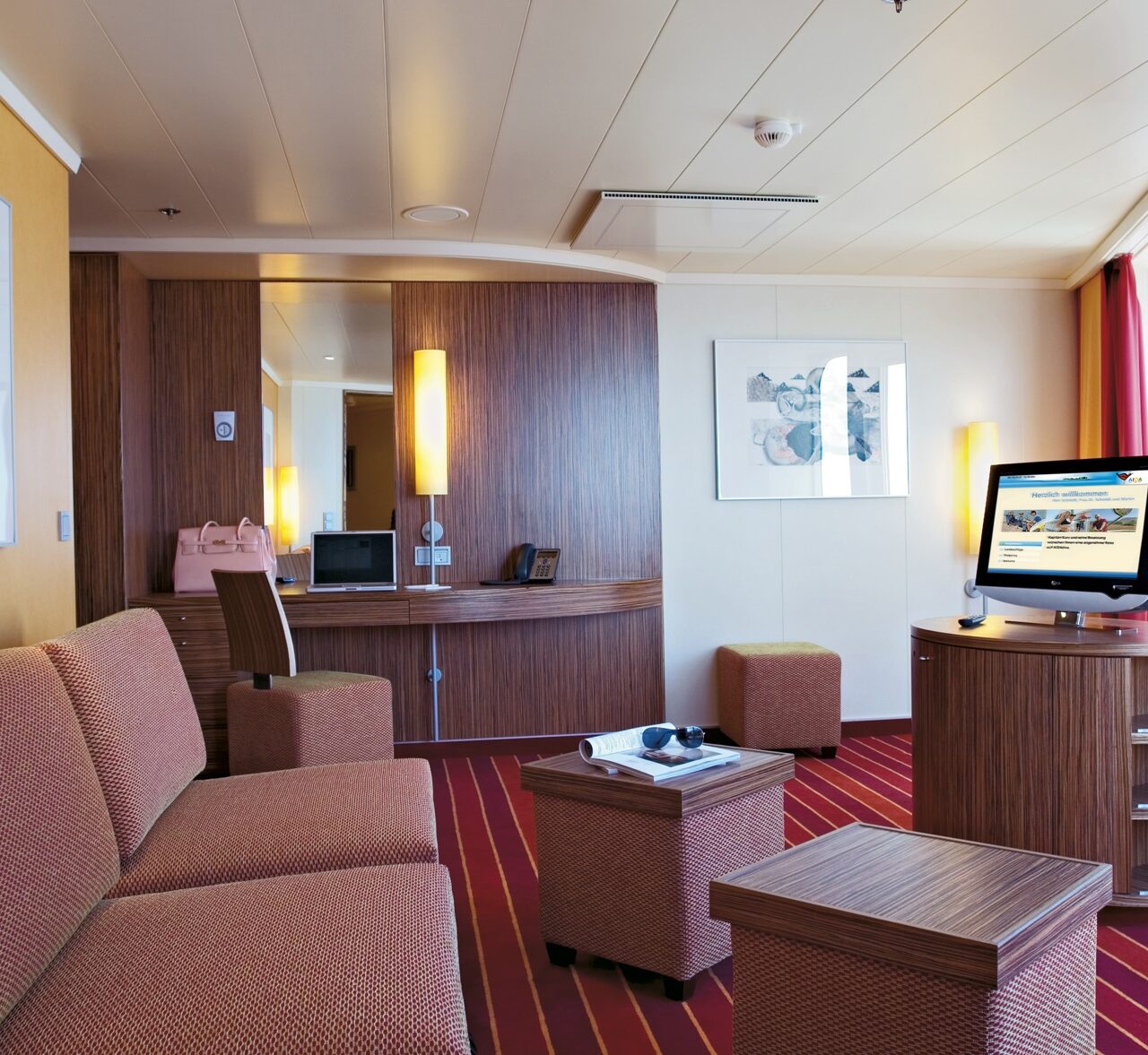 AIDAbella_AIDAluna_Deluxe_Suite