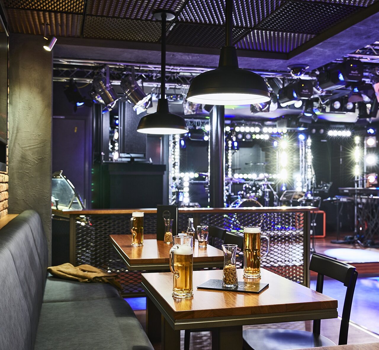 AIDAnova_Rock_Box_Bar
