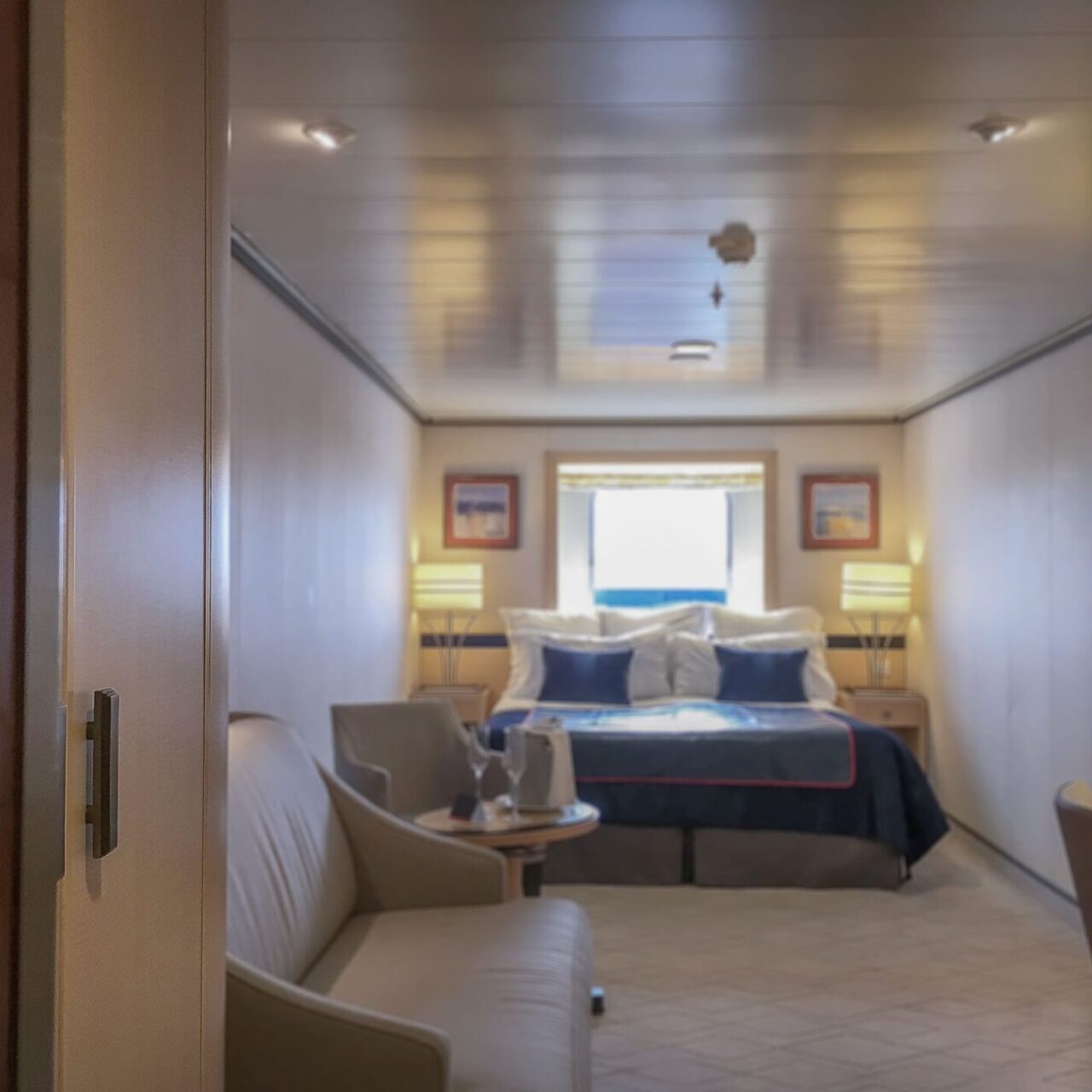 Kabine mit Fenster, Kreuzfahrtschiff