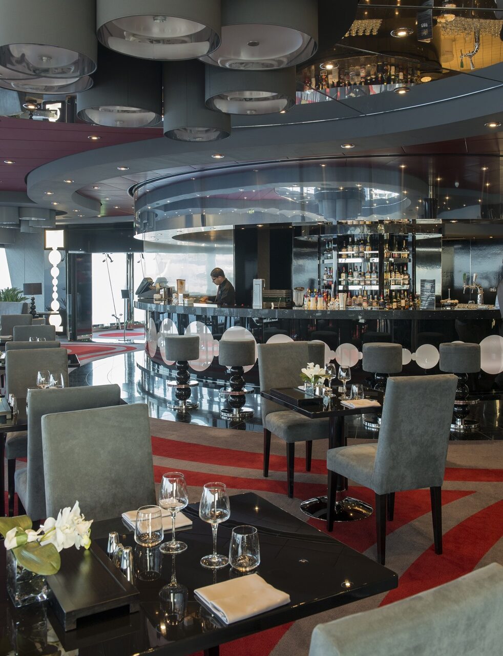 MSC-Divina-Galaxy-Disco-Restaurant