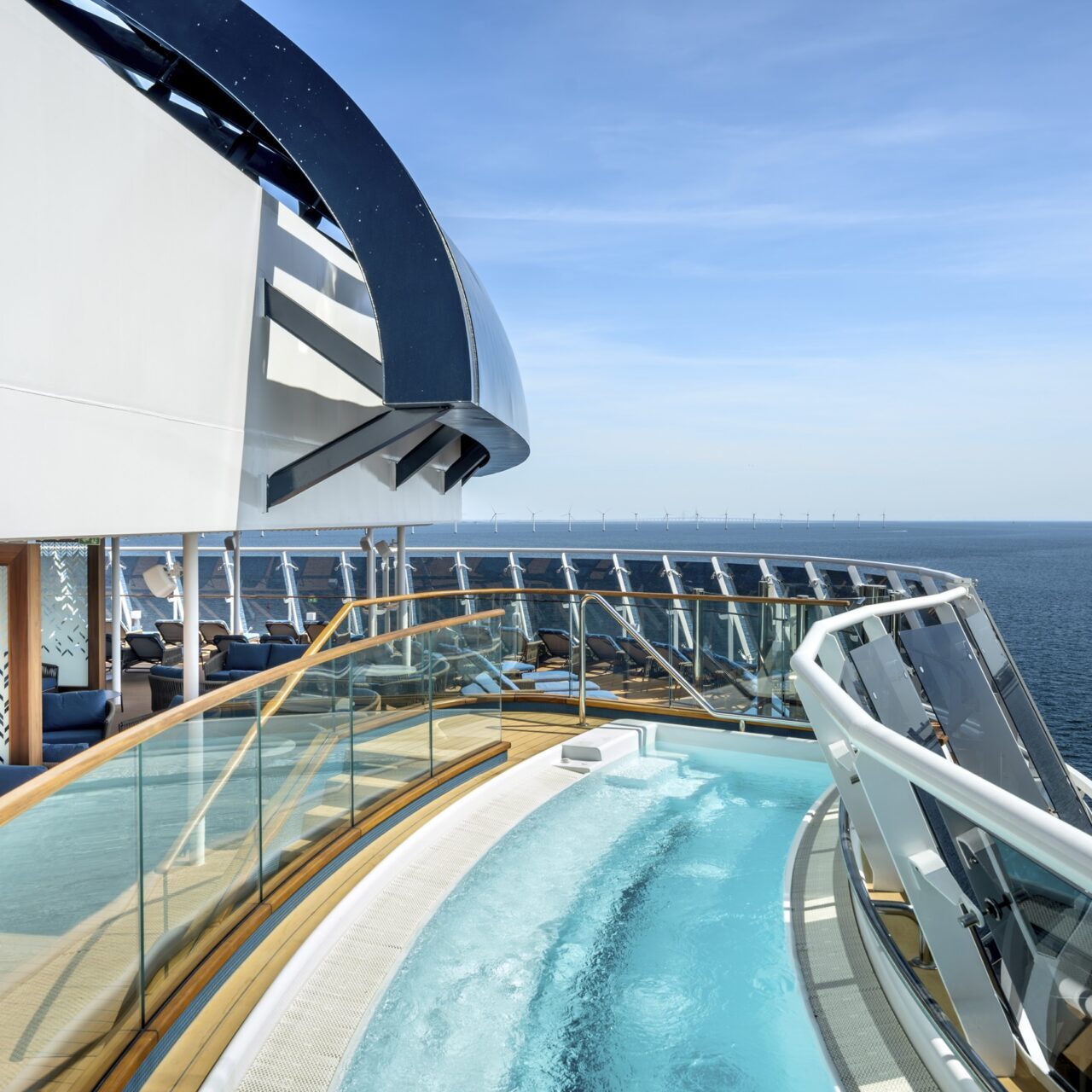 MSC Euribia, Top 19 Exclusive Solarium