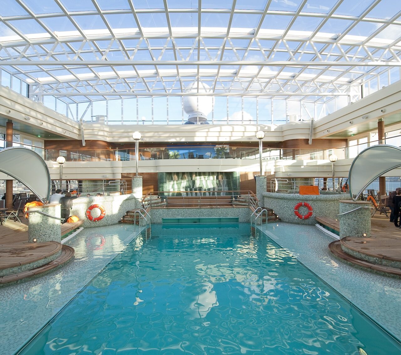 MSC-Magnifica-La-Grotta-Azzurra