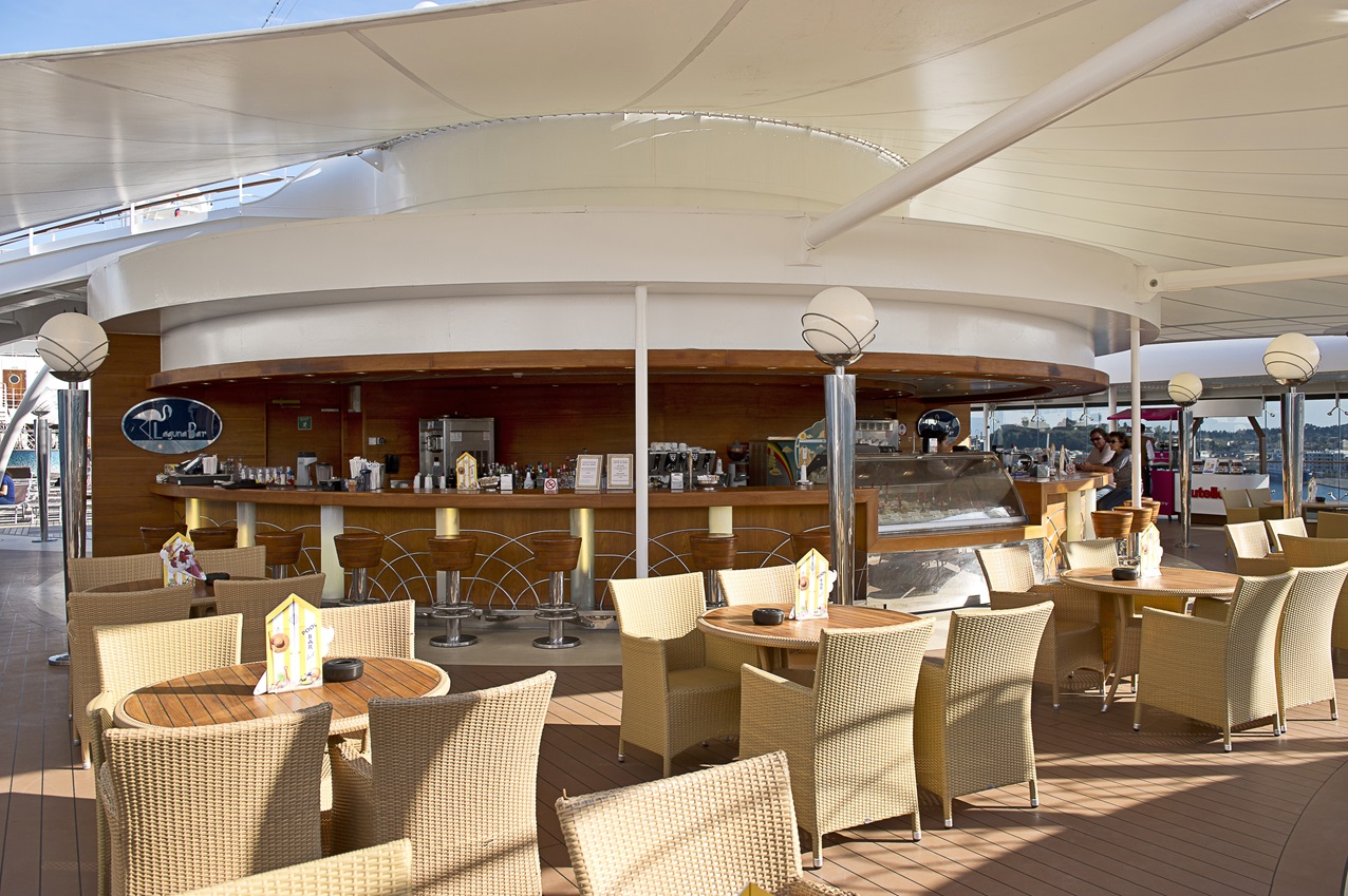 MSC Musica, Laguna Bar