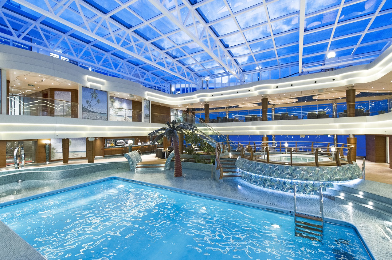 MSC-Preziosa-La-Playa-Preciosa-Covered-pool