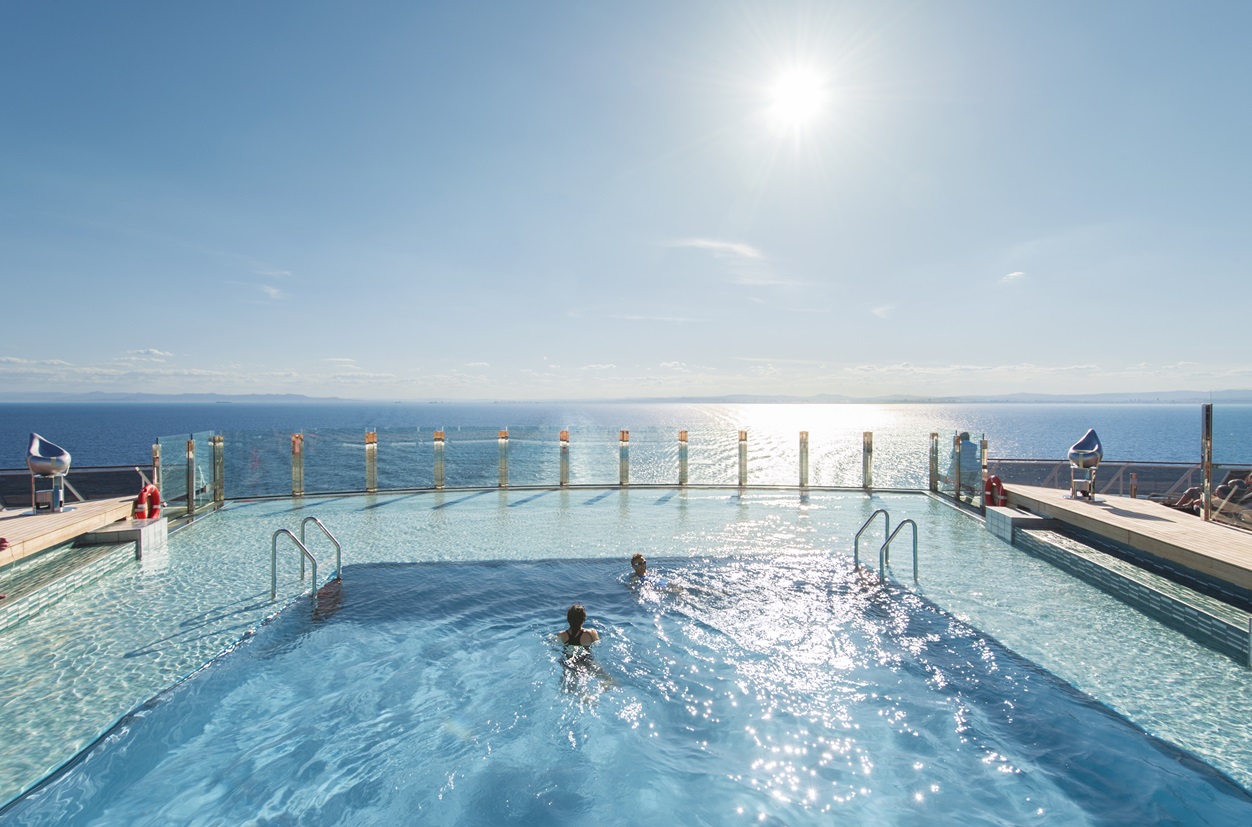 MSC-Preziosa-The-Garden-Pool