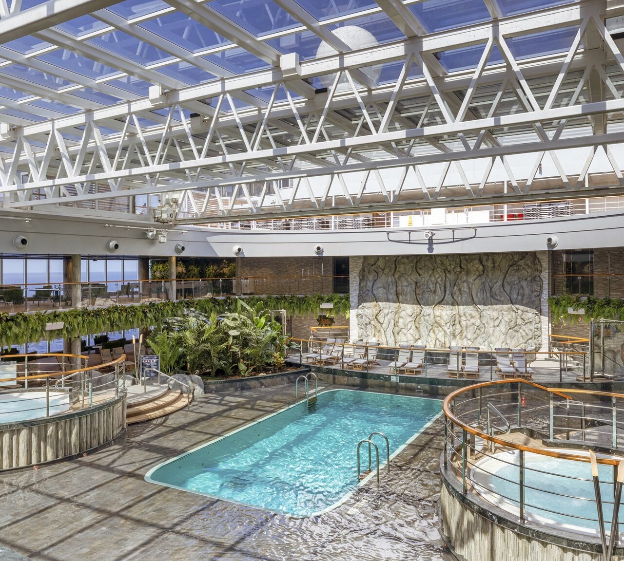 MSC Seascape, Jungle Pool Lounge