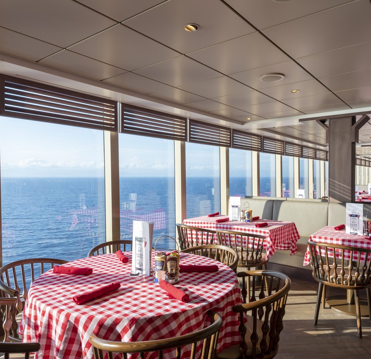 MSC Seaview, Ocean Point Restaurant Buffet