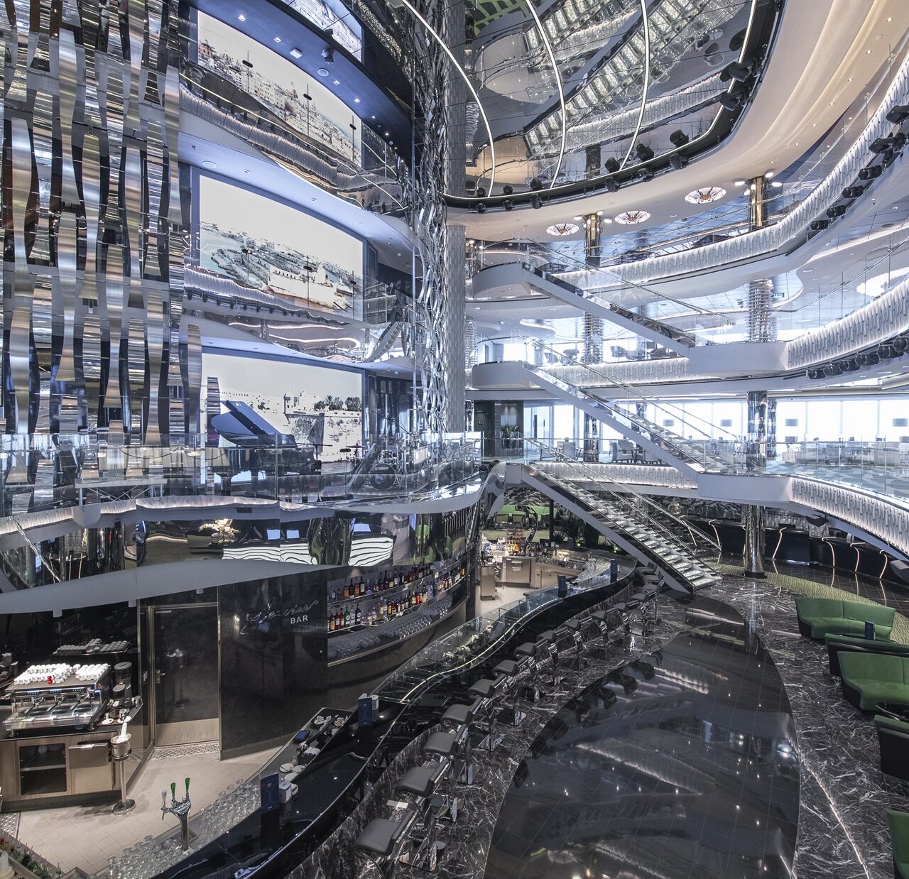 MSC Seaview, Atrium