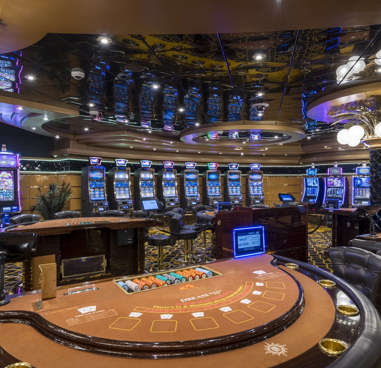 MSC-Splendida-Royal-Palm-Casino
