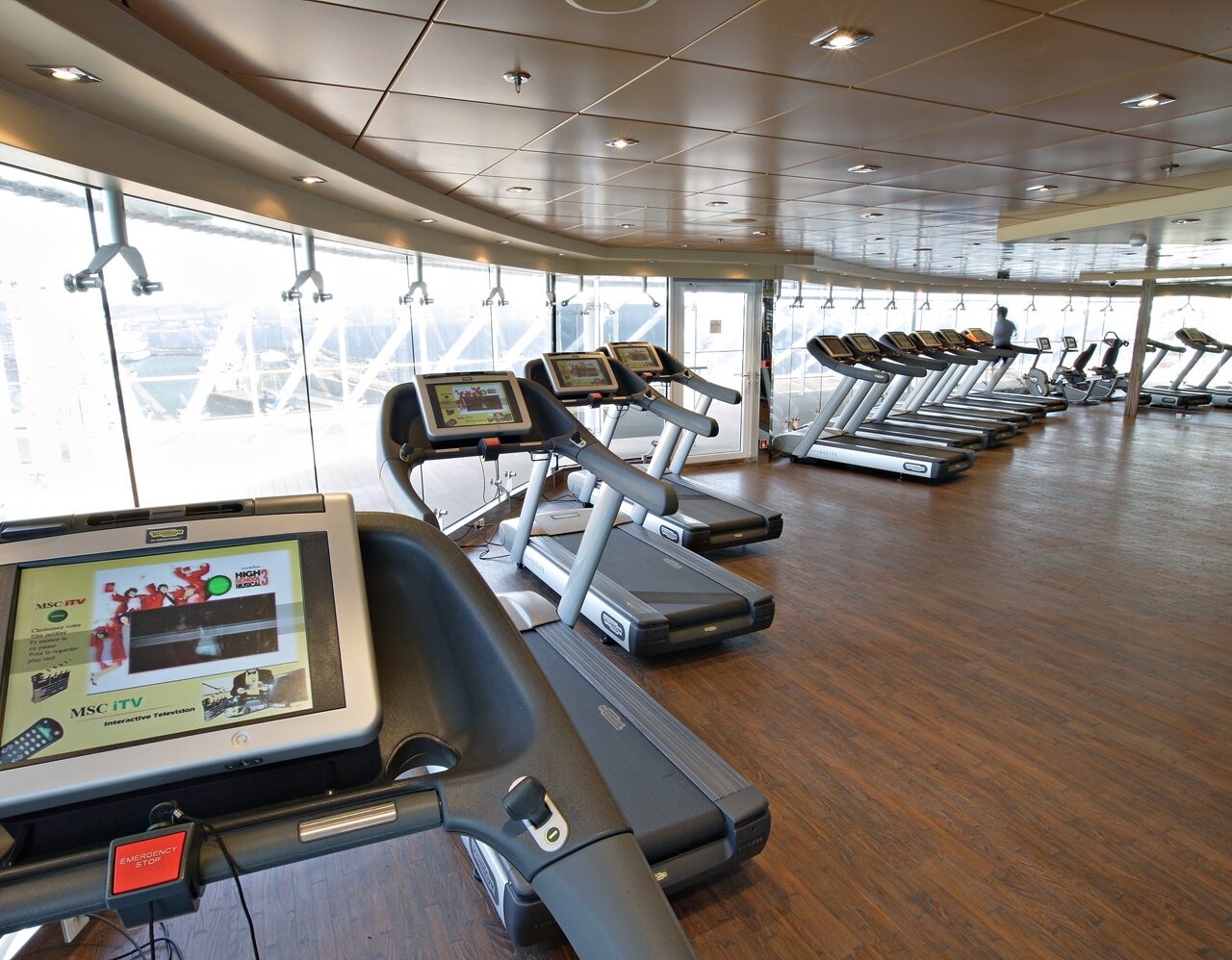 MSC-Splendida-Ship-MSC-Aurea-Spa-Fitness-Gym-Fitness-center-Treadmill