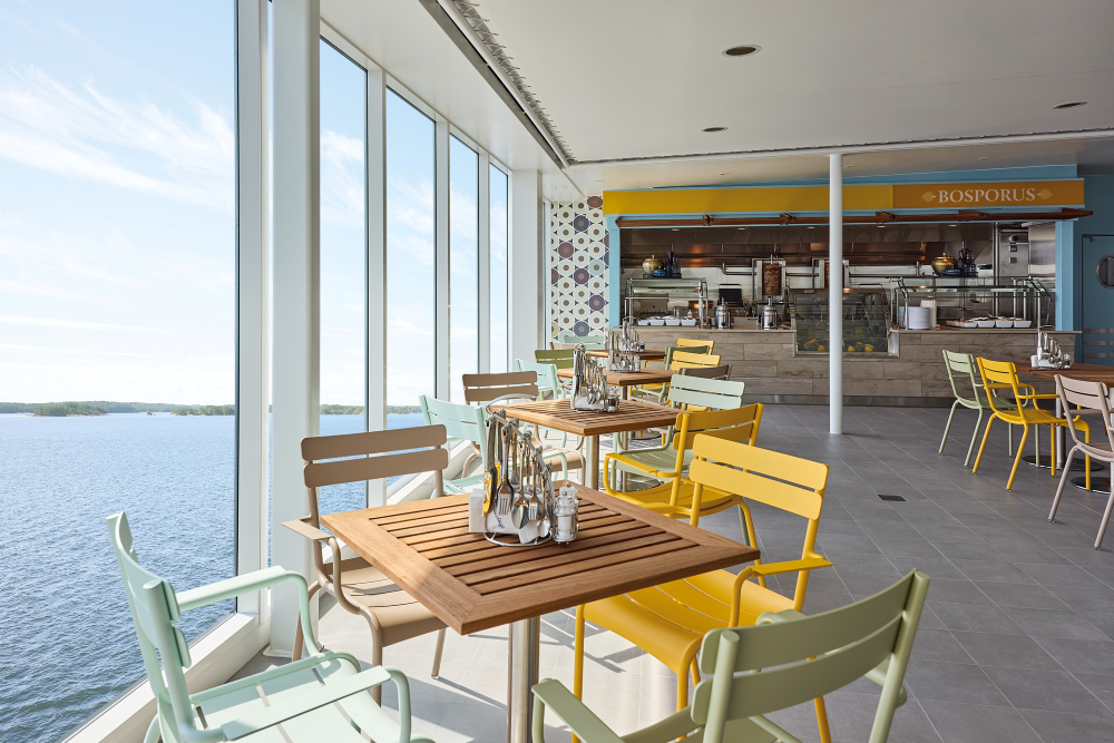 Bosporus Snackbar auf der Mein Schiff 7