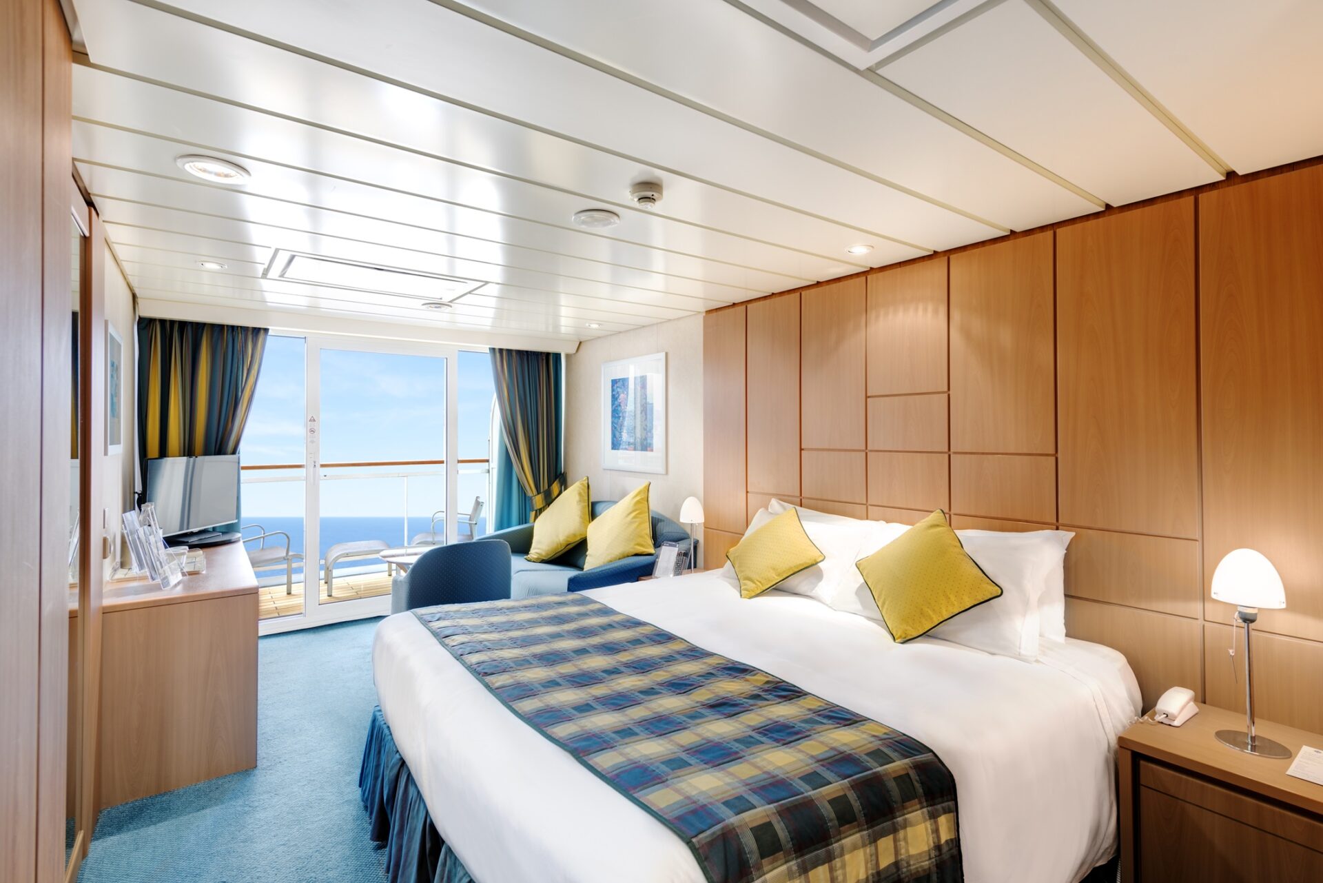 MSC Armonia, Aurea Suite