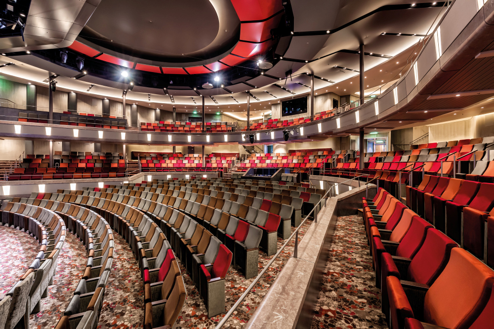 Theater auf der Mein Schiff 5