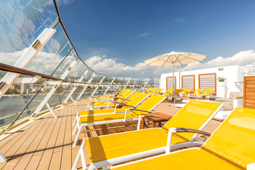 X-Sonnendeck auf der Mein Schiff 3